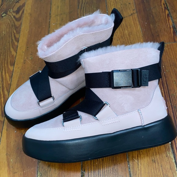 UGG Australia Classic Boom Buckle Boots Suede 5 6 - Picture 3 of 11